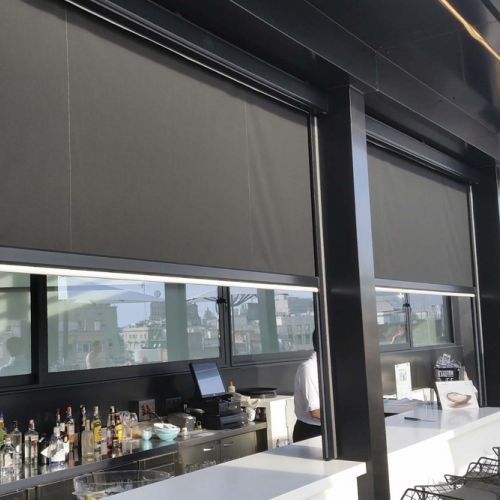Curtain black clausa  in fixed structure